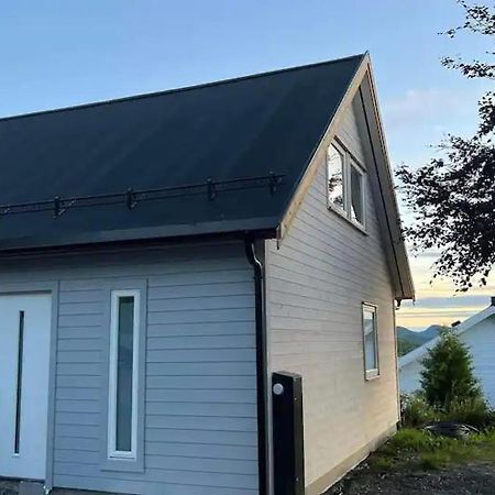 Lekkert Gjestehus Med Gratis Parkering Pa Stedet. Levanger Exterior photo